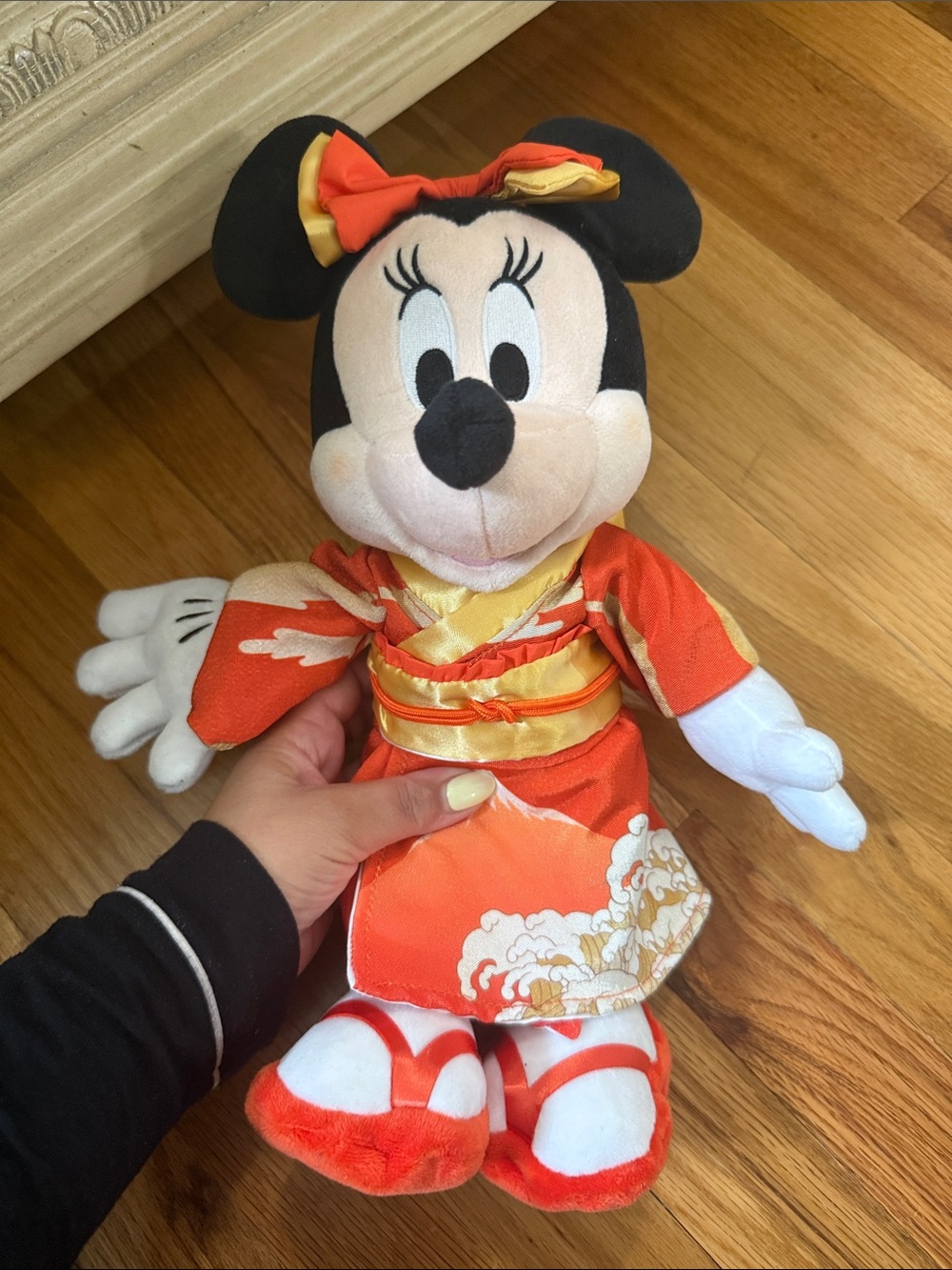 Disney Minnie Mouse Plush in Red and Gold Kimono Tokyo exclusive